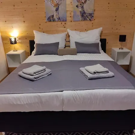 Waldhaus Hirsch Bungalow Only For You Self Check In Portschach am Woerthersee